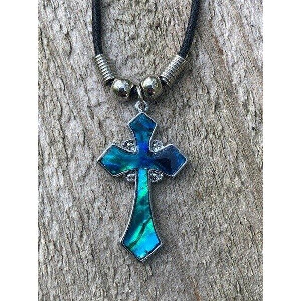 CROSS DESIGN PENDANT